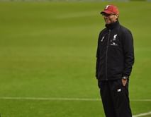Jamie Carragher expects Jurgen Klopp to wait till summer to sign top-class players