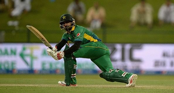 Mohammed Hafeez shines with the bat as Pakistan register victory in Younus Khan's last ODI