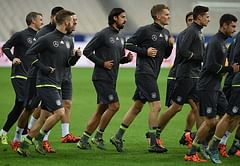 German national team forced to evacuate team hotel in Paris over a possible bomb threat