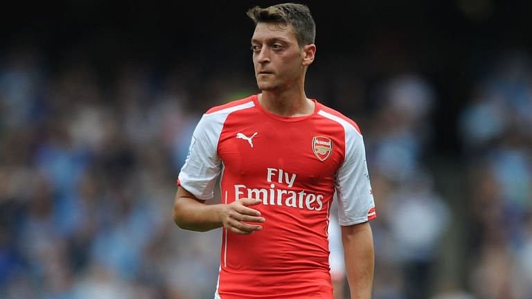Top left footed players in FIFA 16 - Mesut Ozil