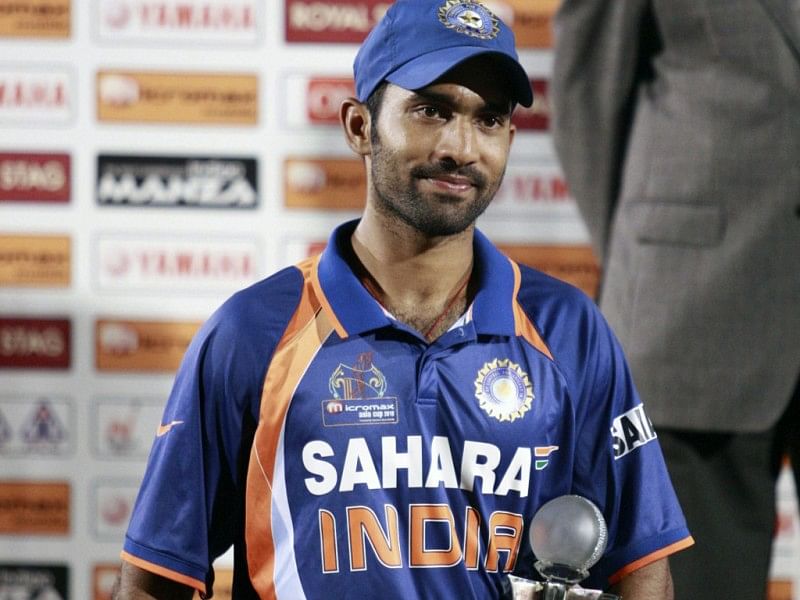 5 players who are threatening to take Wriddhiman Saha&#039;s place: Dinesh Karthik