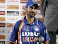 5 players who are threatening to take Wriddhiman Saha's place: Dinesh Karthik