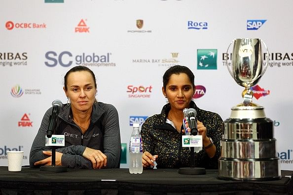 Sania Mirza MArtina Hingis WTA Finals SIngapore 2015