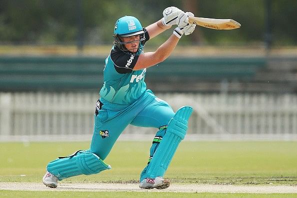 Grace Harris' century helps Brisbane Heat claim first win of WBBL