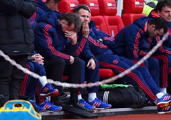 Manchester United manager Louis van Gaal believes that his players still support him