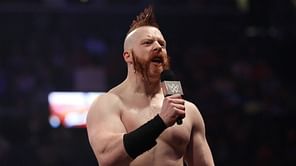 WWE world champion Sheamus attacked by fan at live event