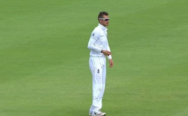 Alex Hales with brilliant response to Piers Morgan on Twitter