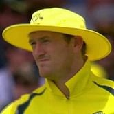 George Bailey's hat wins the Internet over