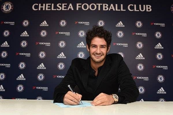 Alexandre Pato: Chelsea sign Brazilian striker on loan till end of season
