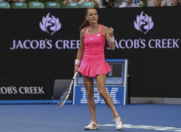 Australian Open: Agnieszka Radwanska defeats Eugenie Bouchard in straight sets