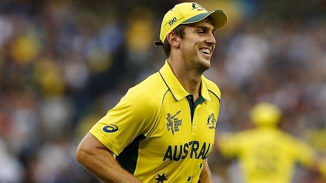 Mitchell Marsh trolls Steven Gerrard on Twitter, calls him a Manchester United legend