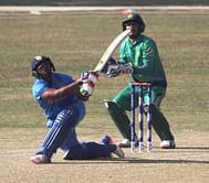 Sarfaraz hits 81 and Khaleel takes 5-30 as India scores morale-boosting win over Pakistan