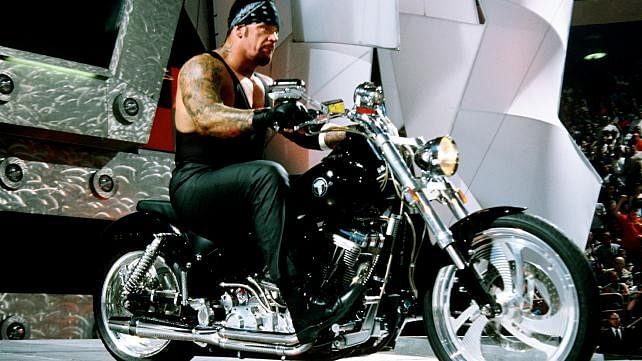 5 WWE Superstars who might retire in 2016