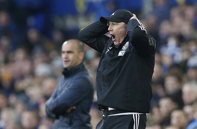 Pulis accuses Martinez of sour grapes