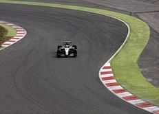 F1: Lewis Hamilton says new Mercedes feels like the old one