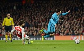 Masterful Messi's late double sinks Arsenal