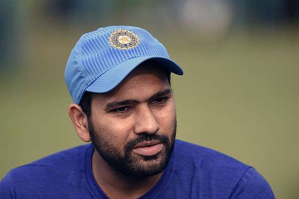Reports: Rohit Sharma suffers injury on left toe, unable to walk without unease