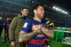 Dani Alves thinks Arsenal are not mature enough to win Premier League title
