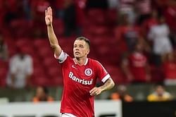Argentina midfielder Andres D'Alessandro joins former club River Plate