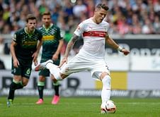 VFB Stuttgart's Ginczek suffers ligament injury