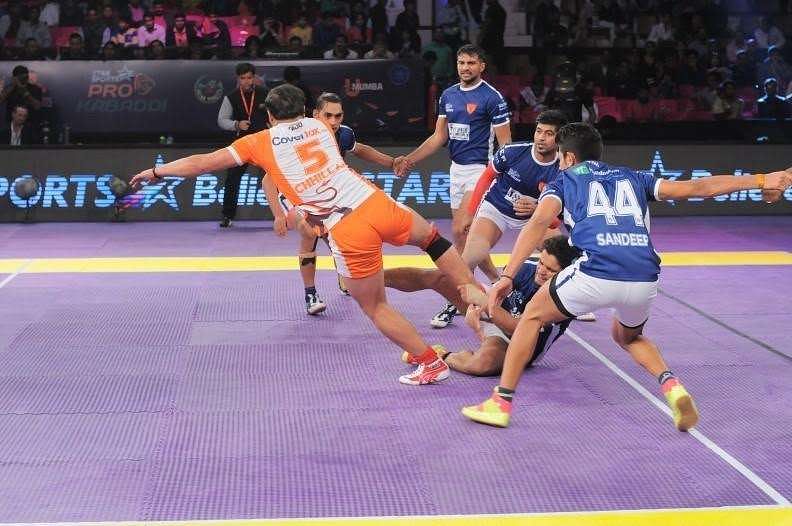 Dabang Delhi Puneri Paltan Pro Kabaddi Manjeet Chhillar