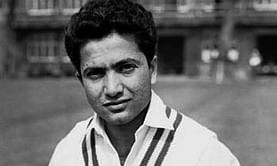 5 cricketers who bowled with both hands