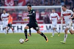 Bayern beat Wolfsburg, Hannover overcome Stuttgart