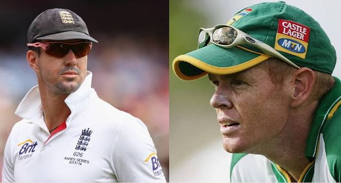 Kevin Pietersen and Shaun Pollock discuss plans for coffee