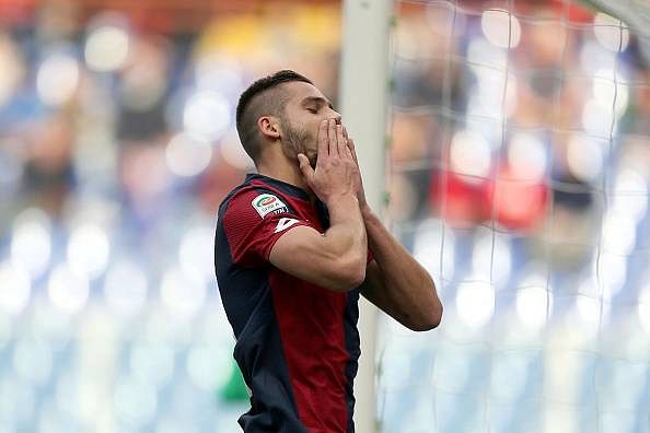 Genoa striker Pavoletti suffers hamstring injury