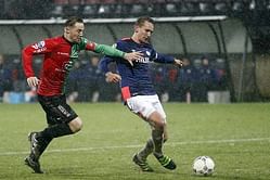 De Jong on target again as PSV march on in the Eredivisie
