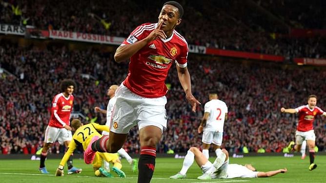 8 Manchester United teenagers who scored on their club debut