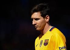Lionel Messi returns to Barcelona training after treating kidney problem