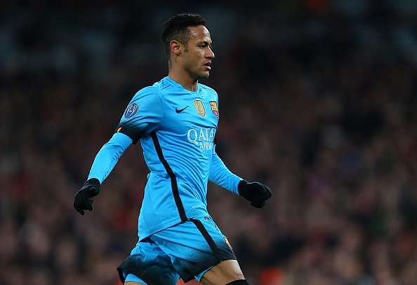 Report: Neymar signs new 5-year deal with Barcelona