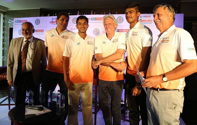 IDBI Federal Life Insurance announces tie-up with KSCA for a bowling foundation