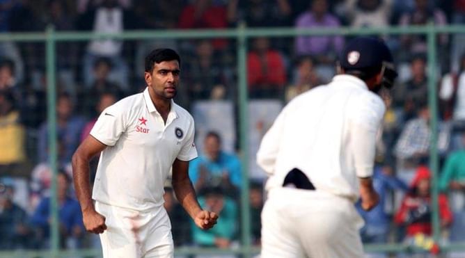 Ravi Ashwin and Harsha Bhogle have funny conversation about Bangladesh traffic