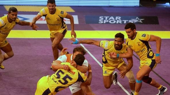 Manjeet Chhillar Puneri Paltan Pro Kabaddi