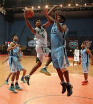 Visu Palani of Bengaluru Beast drives in against Hyderabad Sky (in blue)