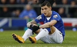 Everton midfielder Besic signs new long-term contract