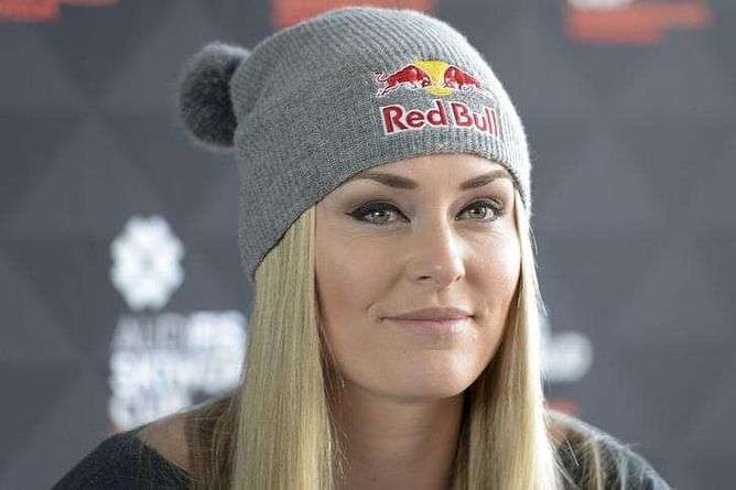 Injured World Cup leader Vonn says season is over