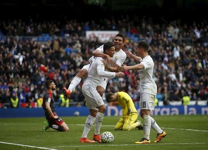 Ronaldo hits four as Real Madrid crush Celta 7-1