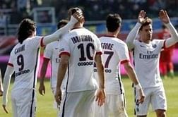 Ibrahimovic : I will stay if you replace the Eiffel tower with my statue