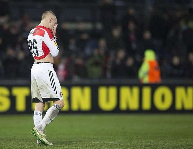 Karsdorp added after four players drop out of Dutch squad