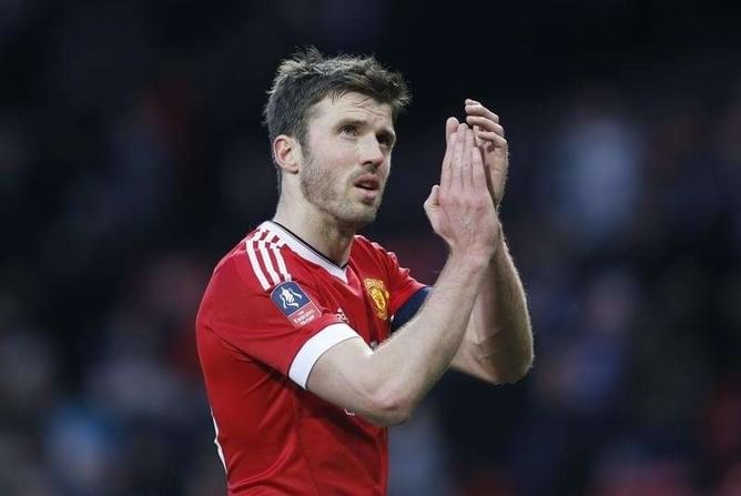 Carrick hopes Hodgson keeps England door open for Euros