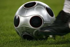 Greece defy FIFA to keep cup cancellation in place