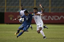 Bonilla equaliser keeps El Salvador third after 2-2 draw