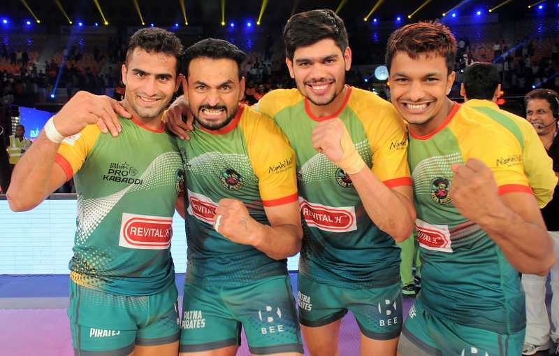 Sandeep Narwal Rohit Kumar Manpreet Singh Deepak Narwal  Patna Pirates Season 3 Champions Pro kabaddi trophy