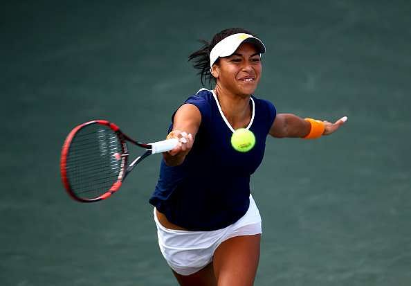 Great Britain's Heather Watson surprises Caroline Wozniacki in Monterrey tennis meet