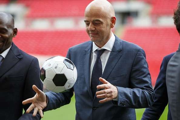 Video assistant referees to arrive only by the 2017/2018 season