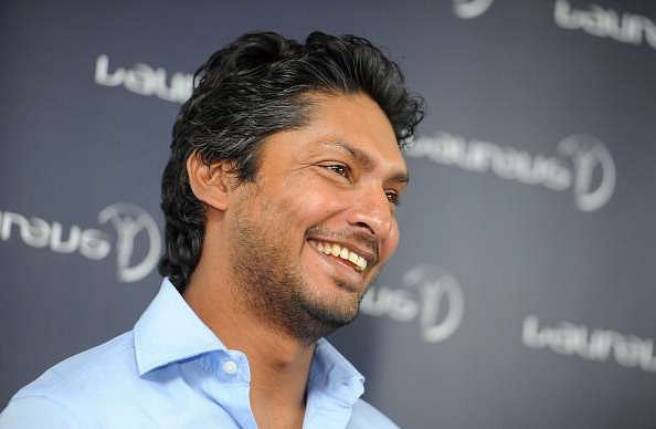 Kumar Sangakkara trolls Shane Warne over the 'snake-bite' incident