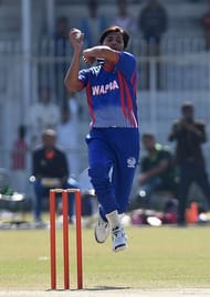 Mohammad Asif bowling